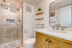 Shower, hair dryer, towels - Comfy Condo w/ Balcony & Ocean Views 200' to Beach (Ocean City)