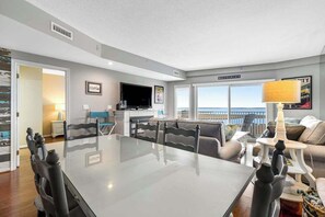 TV, DVD player, offices - Playa Flamingo 302 (Ocean City)