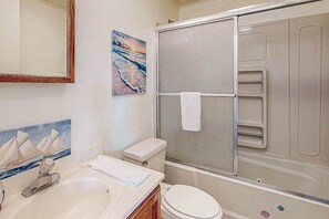Shower, towels - Bayfront Condo with Lovely Sunset Views, Balcony, AC, W/D & Shared Pool (Ocean City)