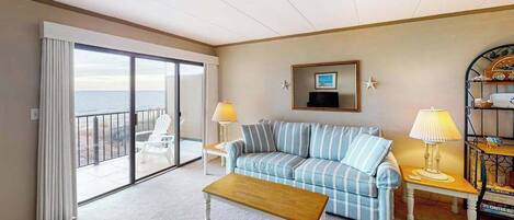 TV, DVD player, offices