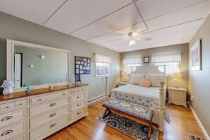 1 bedroom, iron/ironing board, WiFi, bed sheets - Bay Colony 36 (Ocean City)