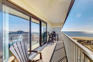 Property grounds - Water view condo with beach and pool access - balcony, W/D, and central AC (Ocean City)