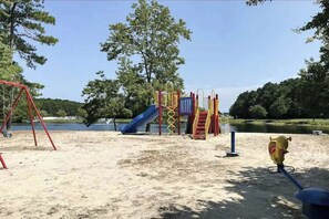 Children’s area - Quiet coastal home with patio & pool, close to Assateague & Ocean City (Berlin)