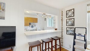 Interior - Inviting condo near the beach with balcony, central AC, & full kitchen (Ocean City)