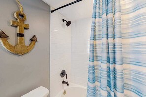 Shower, hair dryer - Bayside condo with balcony, sunset view, pool & tennis - steps to Jolly Roger (Ocean City)