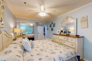 Iron/ironing board, WiFi, bed sheets - White Marlin 406B (Ocean City)