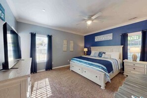 3 bedrooms, iron/ironing board, travel cot, WiFi - Spacious Ocean Pines home w/deck, grill, fire pit, games, WiFi, wash/dryer & AC (Ocean Pines)