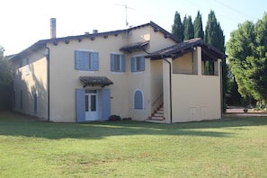 Exterior - Agriturismo Il Mulino Del Vescovo (Giano dell'Umbria)