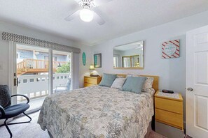 2 bedrooms, iron/ironing board, WiFi, bed sheets - Convenient first-floor condo with a fully stocked kitchen, WiFi & a private deck (Ocean City)