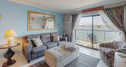 Harbor Sails 108