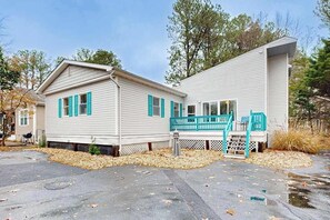 Exterior - Teal Haven (Ocean Pines)