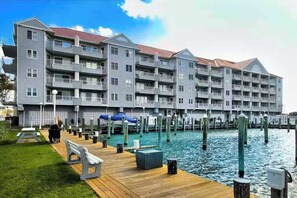 Exterior - Lovely condo with water view, pool, balcony, fast WiFi, & washer/dryer (Ocean City)