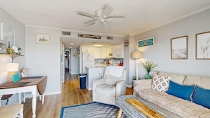 TV, DVD player, offices - Dog-friendly stay near the ocean with private balcony, washer/dryer, & AC (Ocean City)