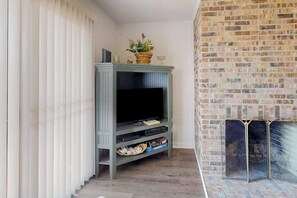 Interior - Waterfront townhome with a scenic balcony (Ocean City)