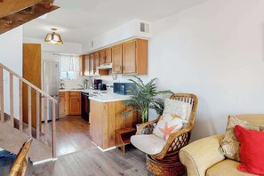 Interior - Waterfront townhome with a scenic balcony (Ocean City)