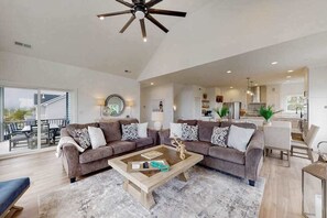 TV, offices - Sapphire Sol | House in Ocean City with elevator, roof deck, grill, streaming (Ocean City)