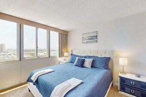 2 bedrooms, iron/ironing board, WiFi, bed sheets - Beachfront condo with ocean and bay views, fast WiFi, pools, & game room (Ocean City)