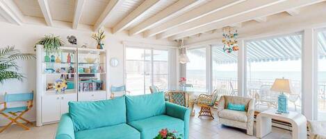 TV, DVD player, offices