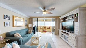 TV, offices - Stunning oceanfront condo with breathtaking beach views and resort-style pool (Ocean City)