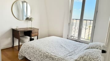 Appartement Confort, balcon, vue ville