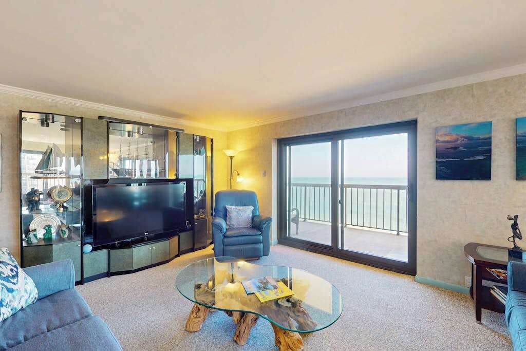 TV, DVD player, offices