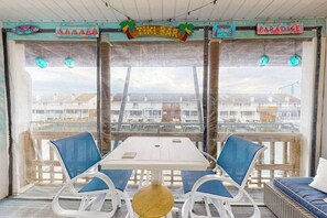 Dining - Sunny Condo Near Beach & Northside Park With Washer/Dryer, Balcony & Shared Pool (Ocean City)