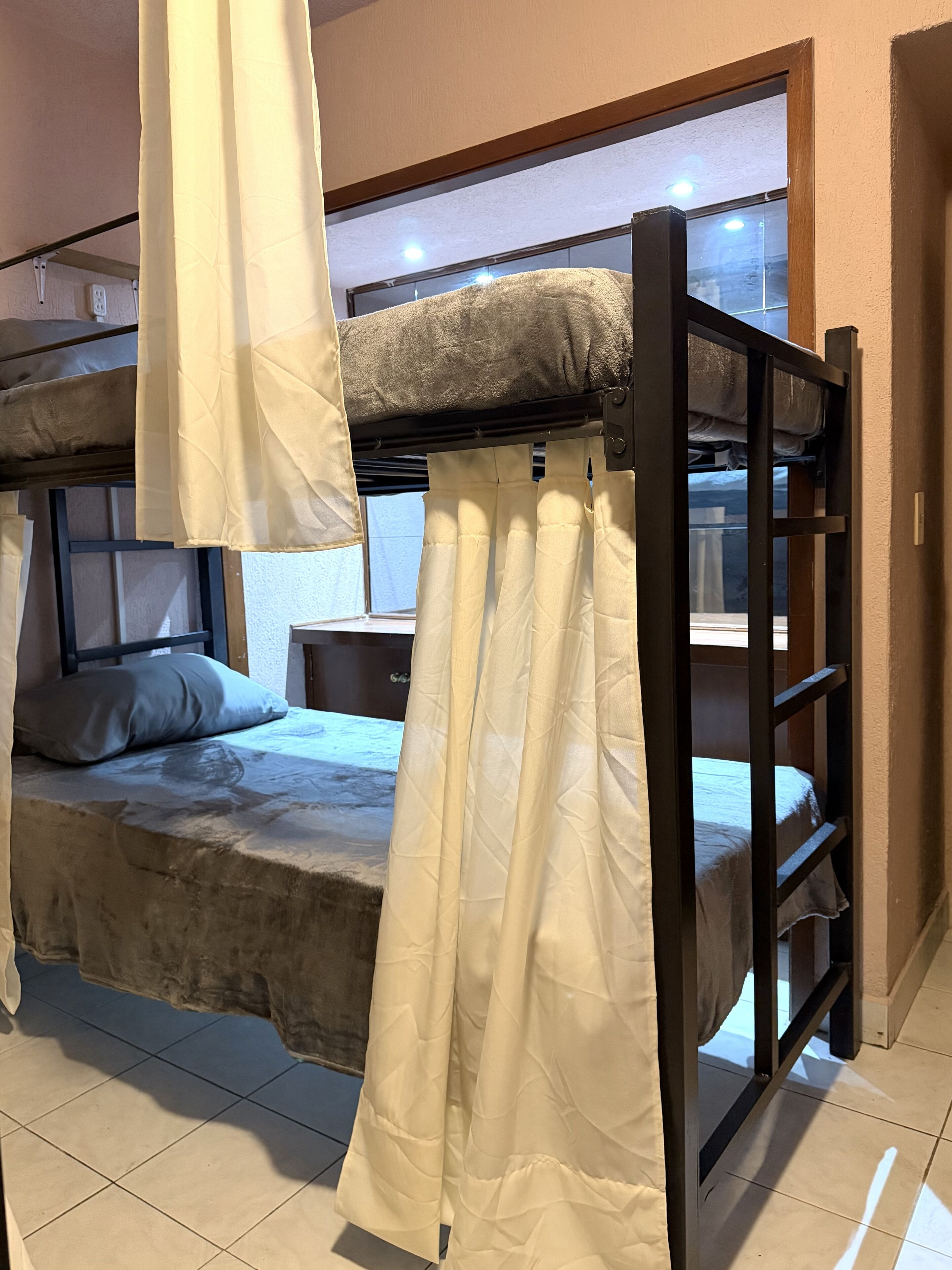 Standard Shared Dormitory, Mixed Dorm