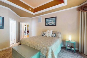 5 habitaciones, tabla de planchar con plancha, wifi y ropa de cama 