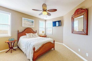 3 Schlafzimmer, Bügeleisen/Bügelbrett, WLAN, Bettwäsche