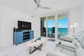 TV - NEW! Oceanfront - Towers Grande #1004 (Daytona Beach Shores)