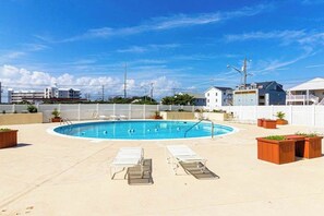 Pool - Antigua 402 (Ocean City)