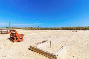 Property grounds - Antigua 402 (Ocean City)
