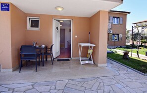 Apartment, 1 Bedroom, Patio | Outdoor dining - Cozy Ground-floor Apartment in Umag (Umag)