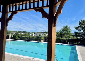 Pool - Luxury townhome w/pool & clubhouse access, community dock, kitchen & free WiFi (Berlin)