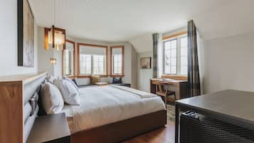 Chambre Supérieure, 1 grand lit, vue parc | Literie de qualité supérieure, couette en duvet d'oie