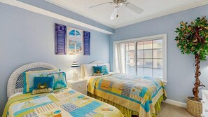 3 Schlafzimmer, Bügeleisen/Bügelbrett, Bettwäsche