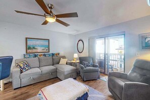 TV, offices - Jockey Beach Club 231 (Ocean City)