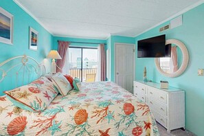 2 bedrooms, iron/ironing board, WiFi, bed sheets - Sunny oceanfront condo with private balcony, ocean views, free WiFi & AC (Ocean City)