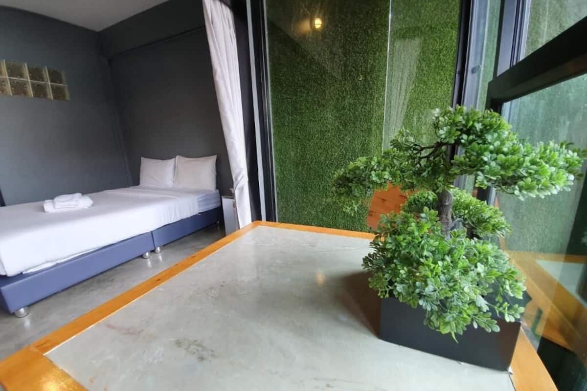 Double Room, Non Smoking