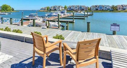 Waterfront townhome on the golf course with private deck, & paid-access pools