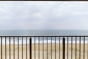 Property grounds - Inviting oceanfront condo with hot tub, balcony, central AC, & W/D (Ocean City)