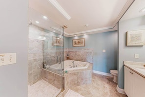 Shower, hair dryer, towels - 2nd-floor condo near the beach with pool, balcony, gym, fireplace, & jetted tub (Ocean City)