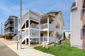 Exterior - Breezes # 3 (Ocean City)