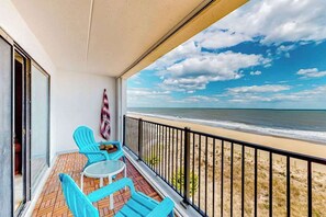 Property grounds - Beachfront condo with ocean views, private balcony, central AC, & W/D (Ocean City)