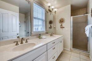 Shower, hair dryer, towels - Spacious, dog-friendly home w/ shared pool & a playground; great for families (Ocean City)
