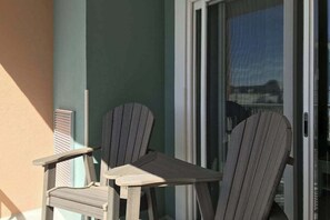 Terrace/patio - 4th-floor studio with partial bay views, heated pool, gym, sauna, balcony, & AC (Ocean City)