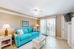 TV, offices - 4th-floor studio with partial bay views, heated pool, gym, sauna, balcony, & AC (Ocean City)