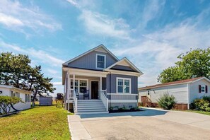 Exterior - New home steps from Northside Park with shared pools, tennis & pickleball (Ocean City)