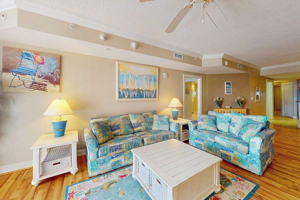 TV, DVD player, offices