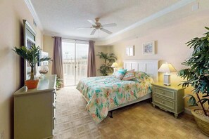 3 bedrooms, WiFi, bed sheets - Mayfair Beach 102 (Ocean City)